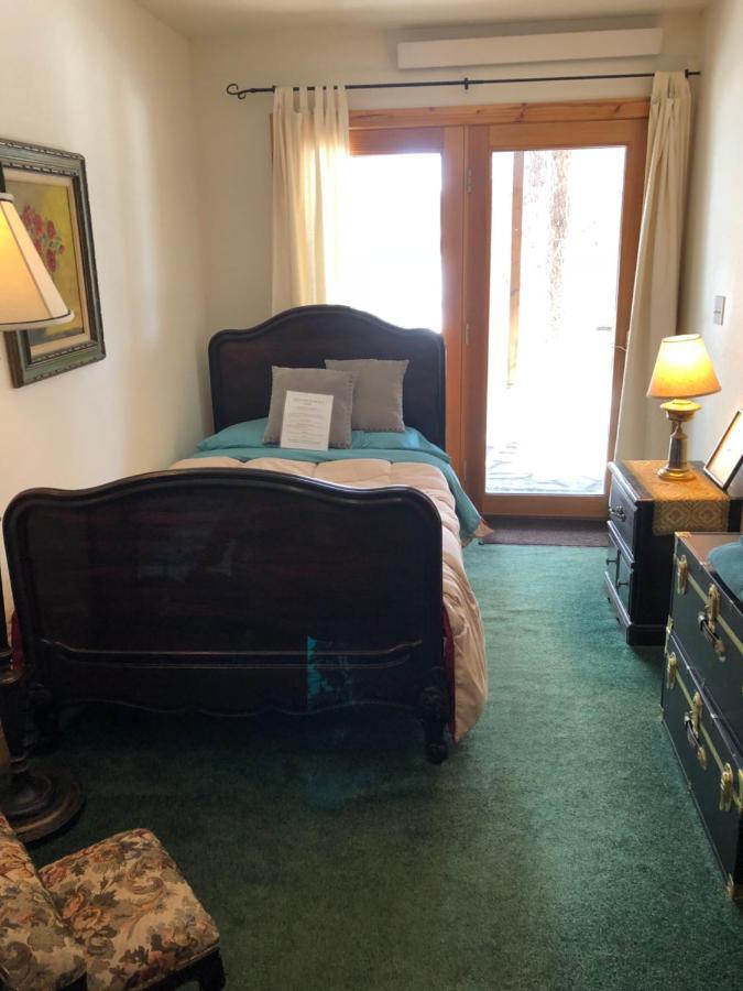 Silver City Coyote Blues Village Bed & Breakfast מראה חיצוני תמונה